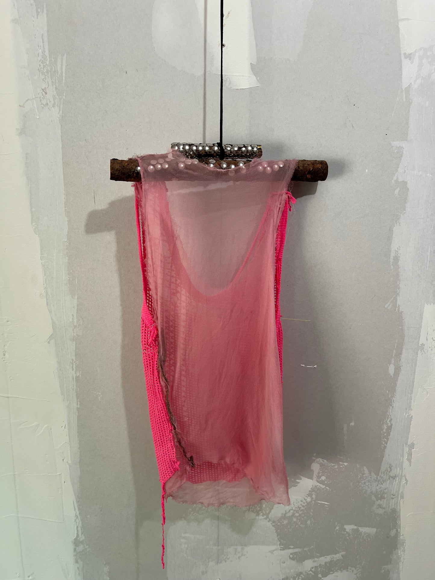 CUT AND SEW MESH LAYERED SILK TOP