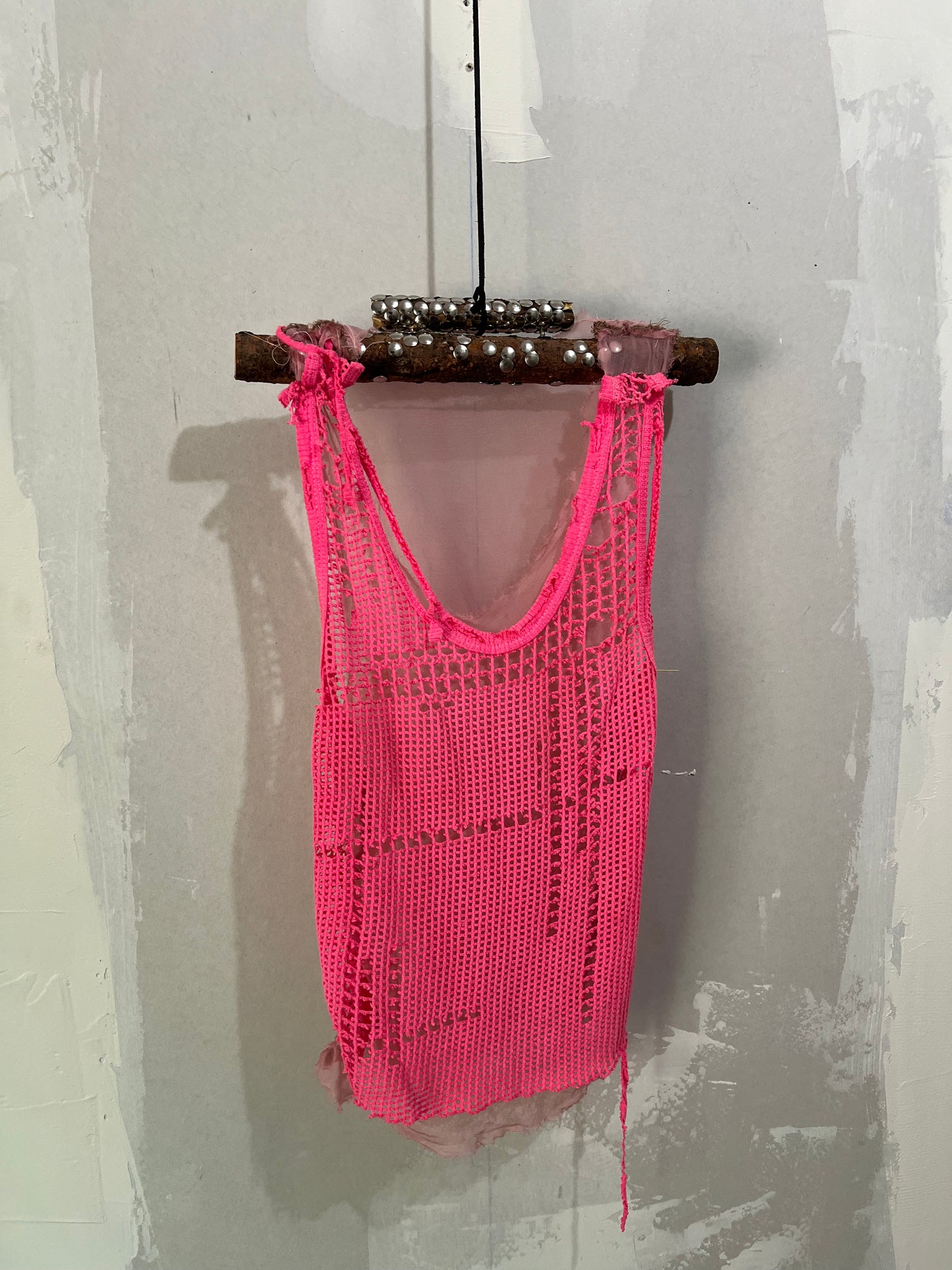 CUT AND SEW MESH LAYERED SILK TOP