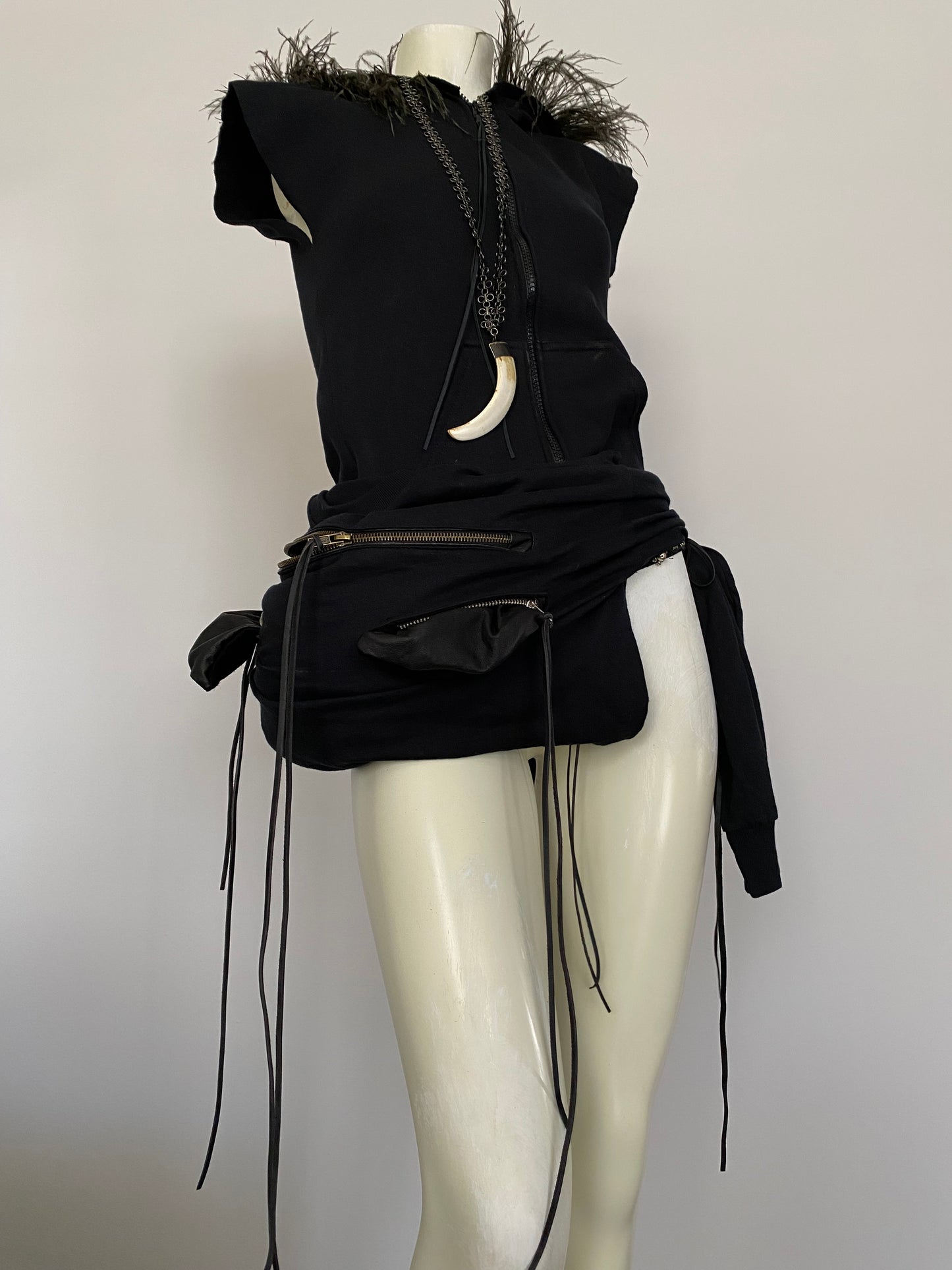 CONVERTIBLE MULTI-ZIP SHIRT BAG
