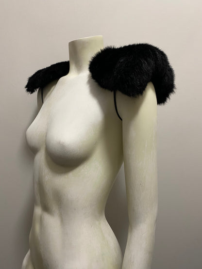 FUR SHOULDER PADS