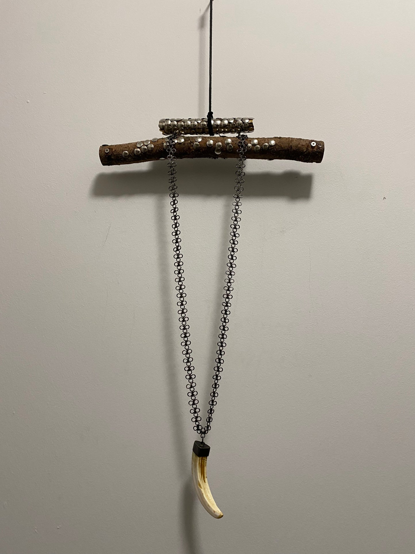 TUSK NECKLACE