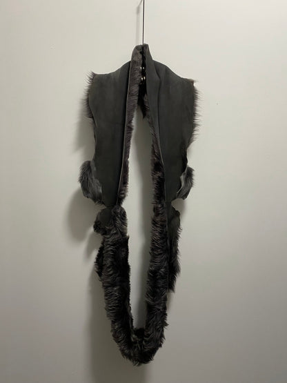 GREY SHEEPSKIN TUBE SCARF