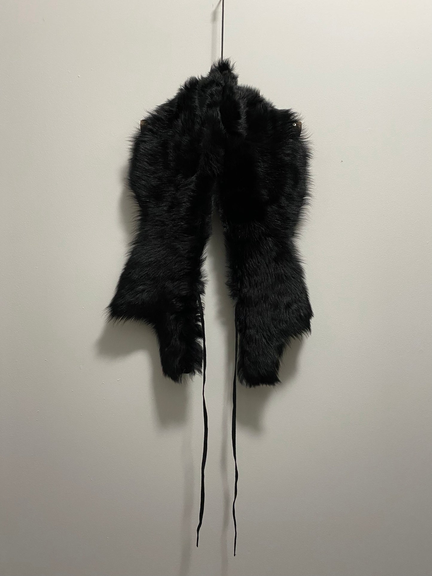 BLACK LAMB WRAP STOLE