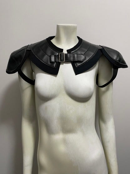 COMME DES GARÇONS SHOULDER PADS