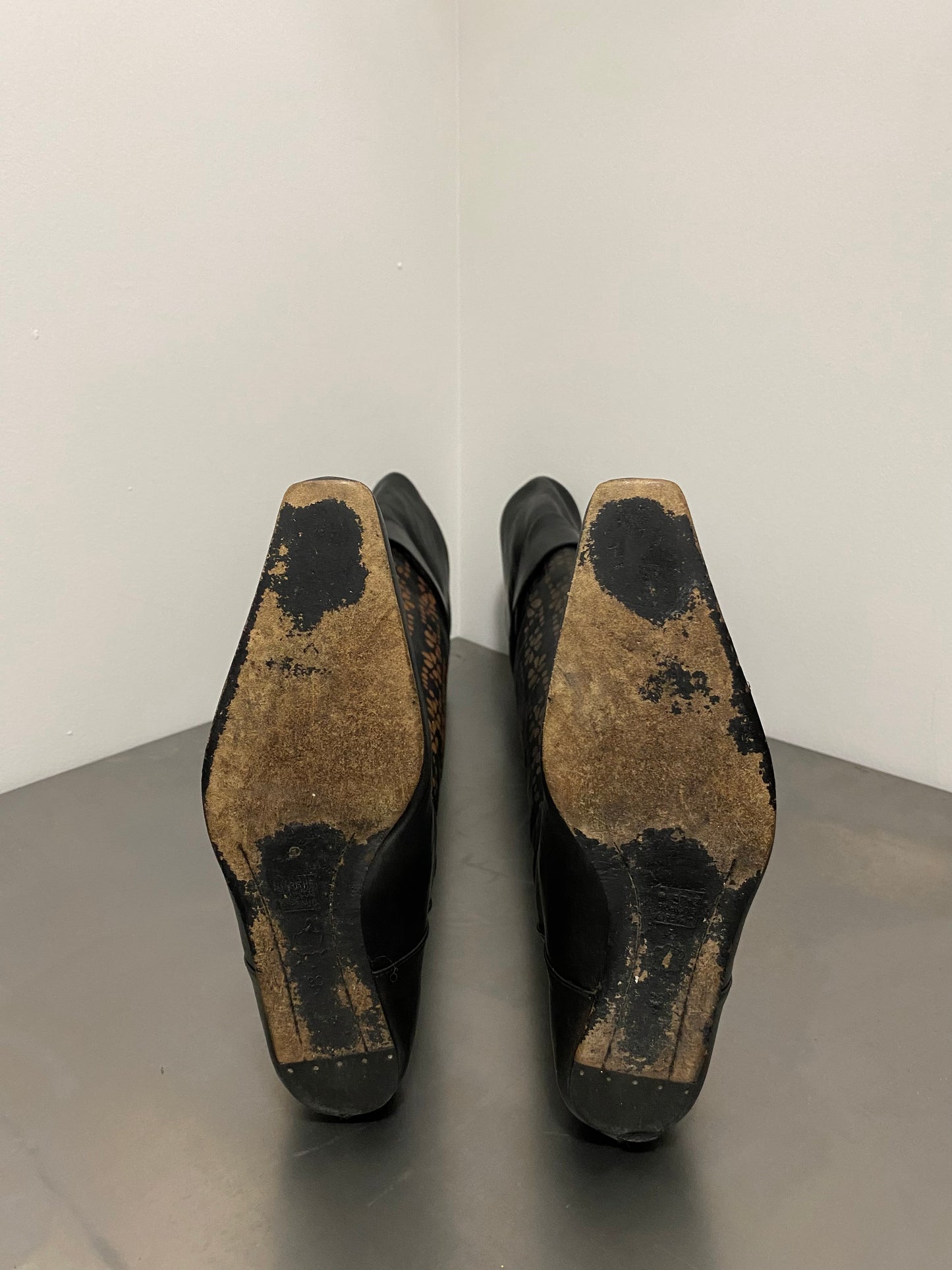 MARITHÉ + FRANÇOIS GIRBAUD BELTED LEATHER BOOTS