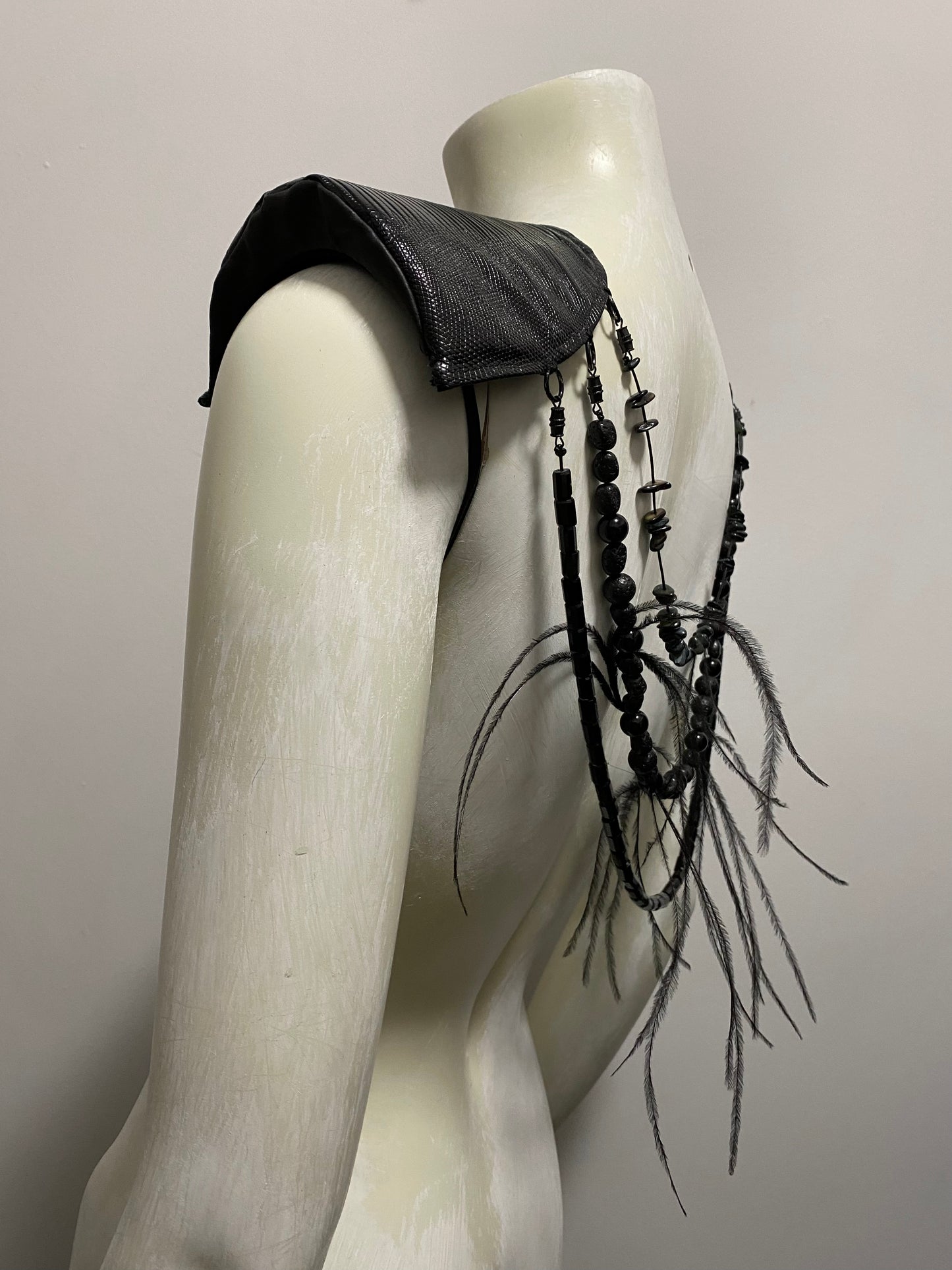 3 TIERED LIZARD SKIN SHOULDER PADS
